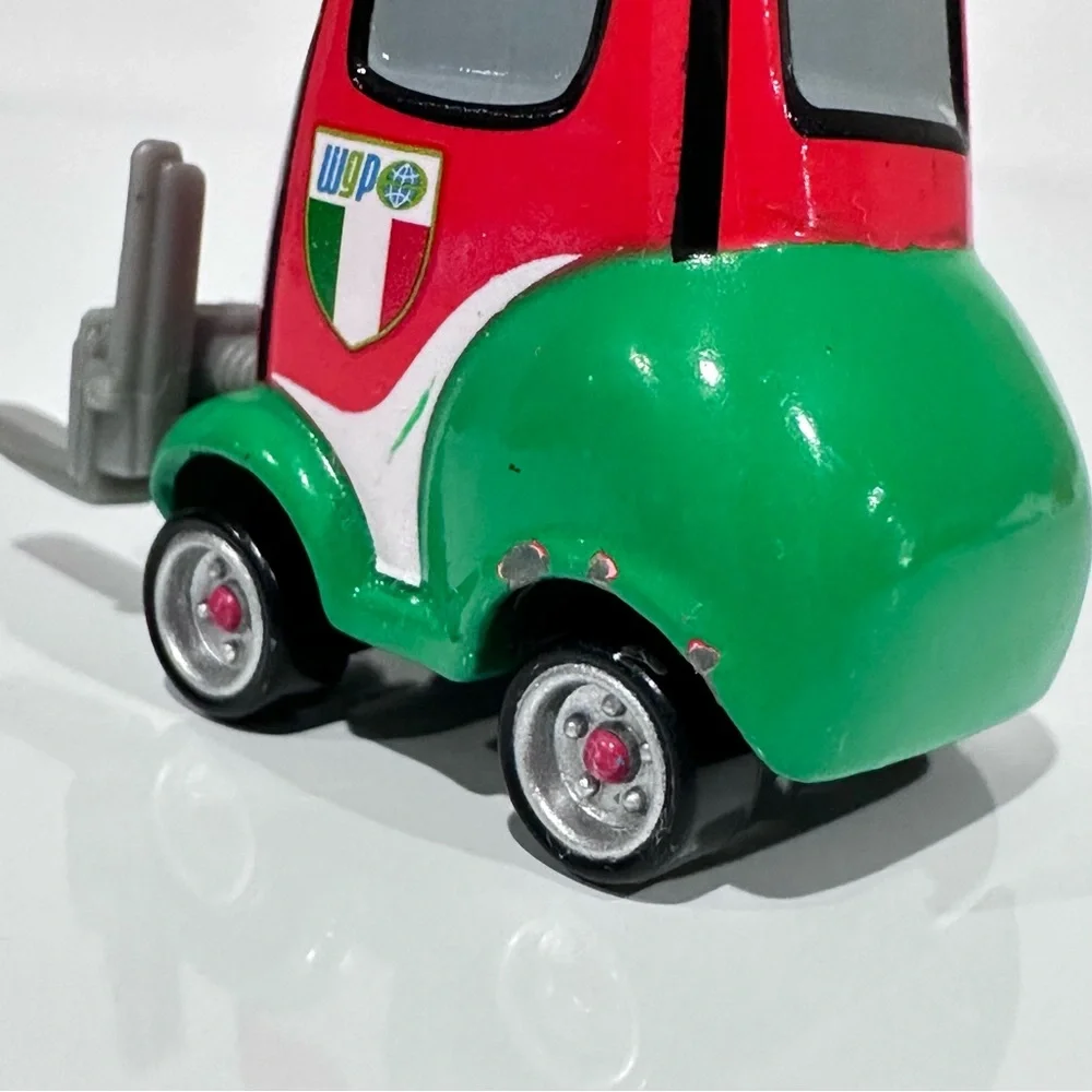 Disney Pixar Cars 2 Alex Machino Pitty Die-cast Mattel